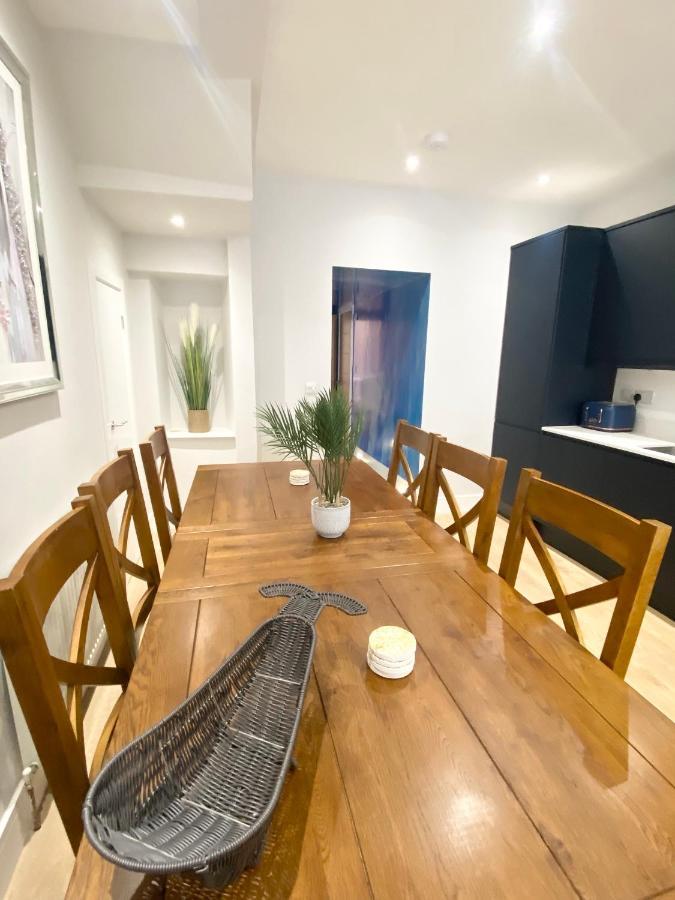 Cloud9 Guest House - By Coastline Retreats - 2 Bedroom Self Contained Garden Flat - Luxury Bath, Netflix, Superfast Wifi, Parking Included Bournemouth Esterno foto